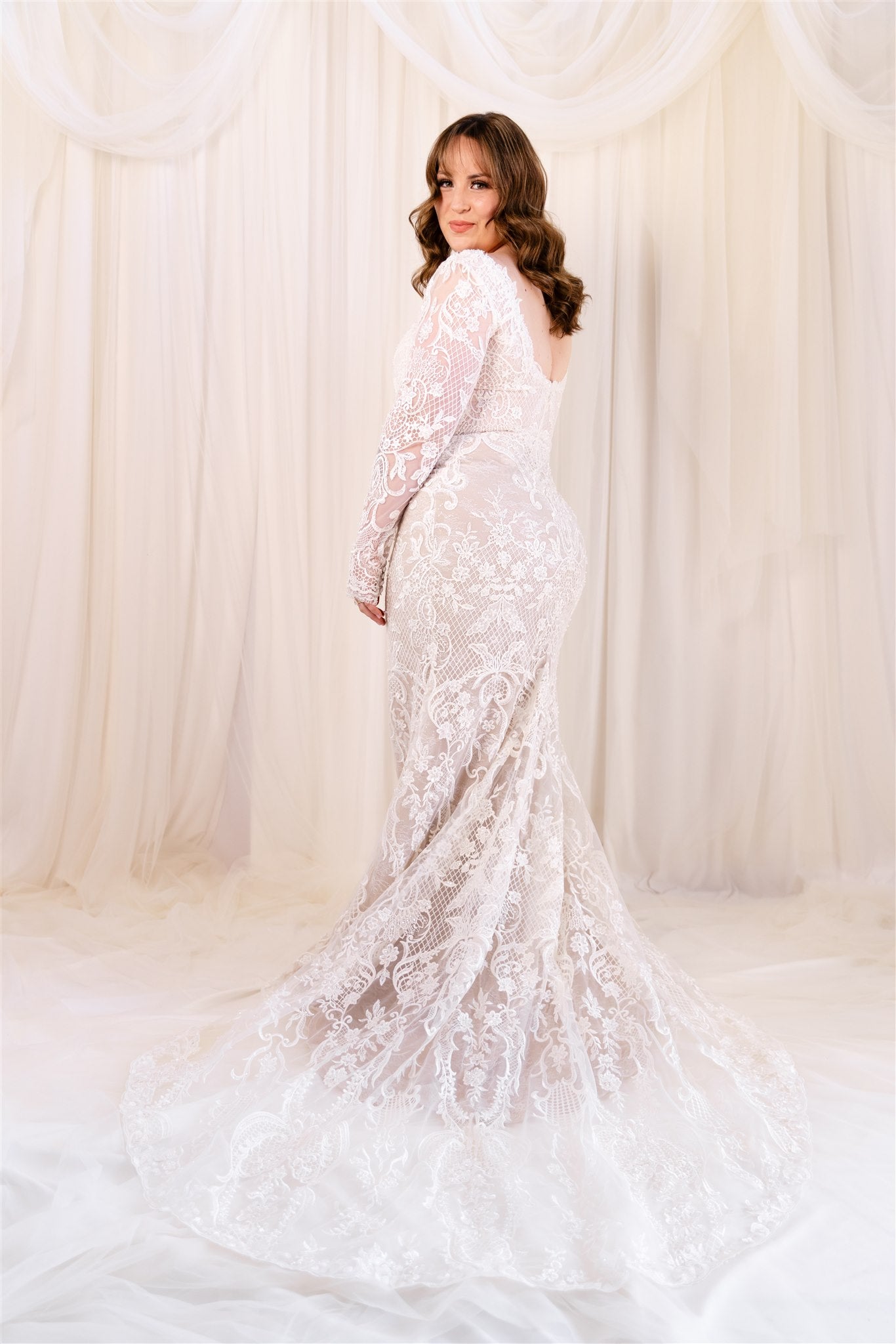 Zavana Long Sleeve Lace Gown