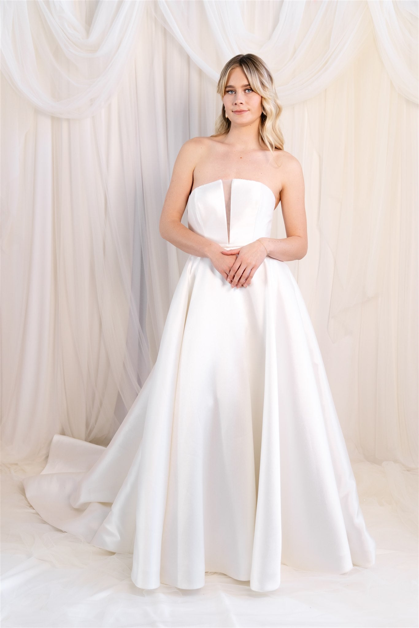 Strapless Satin Pronovias Ozen RL24294