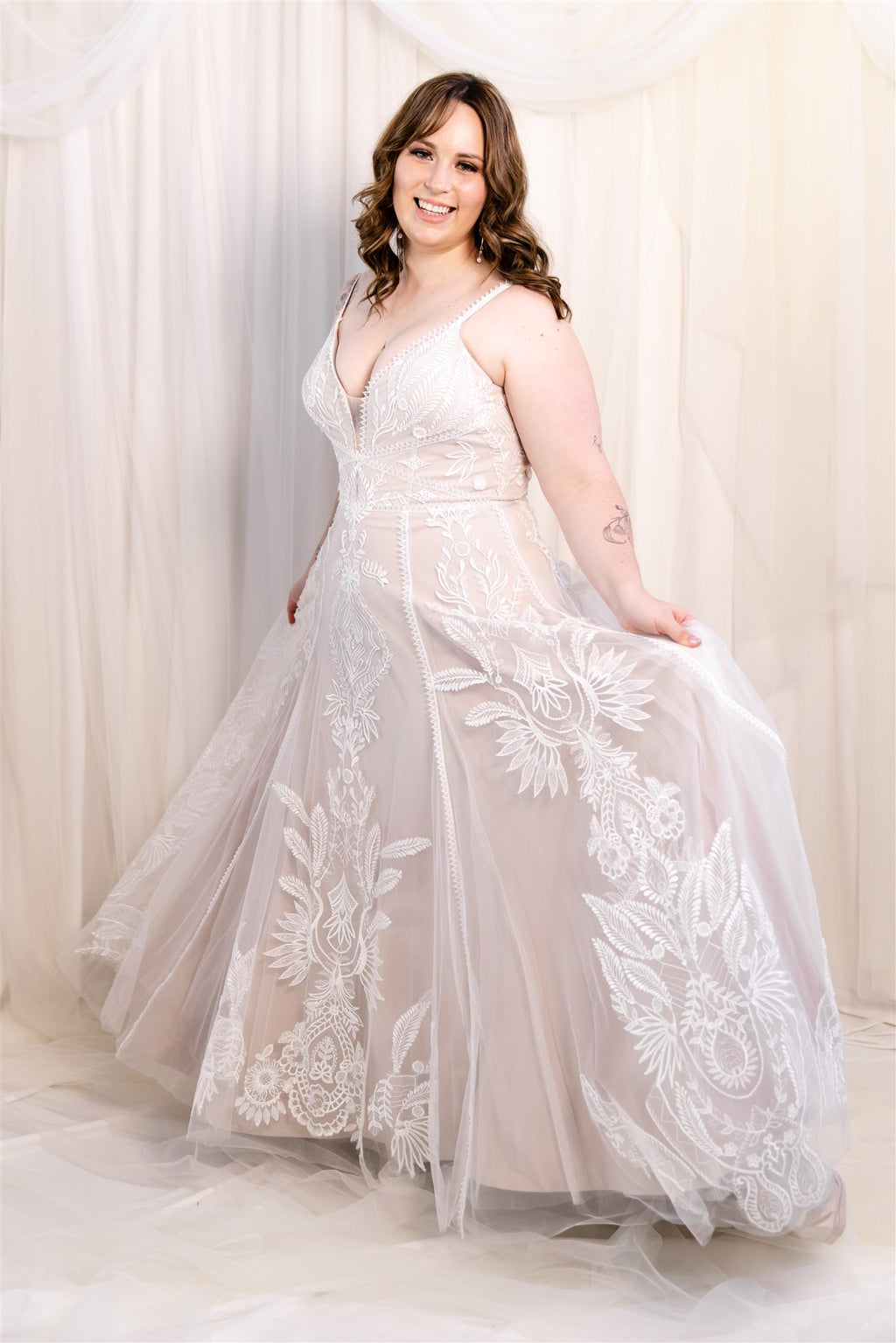 Evie Young Boho Gown RL24148