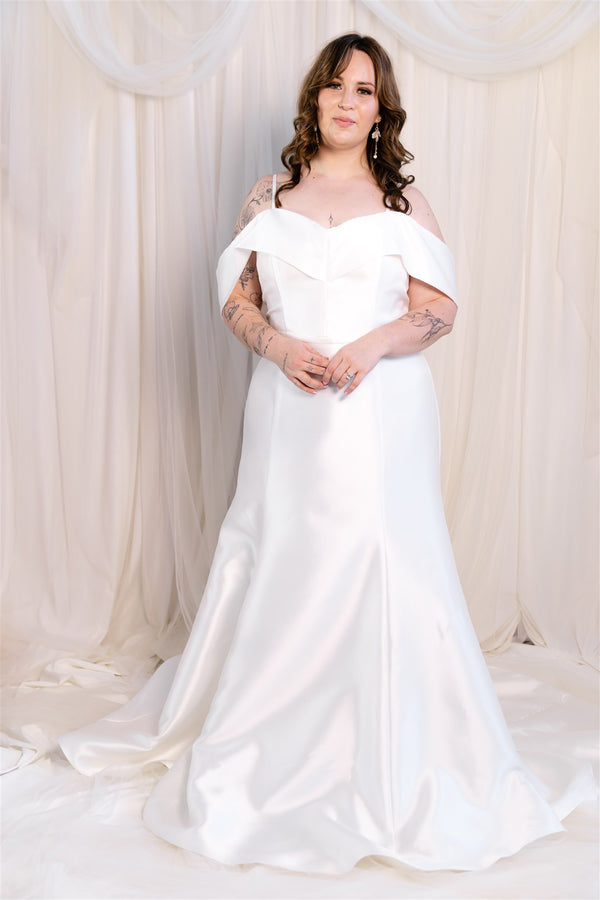 Hera Couture Le Chic Curve Gown RL23193