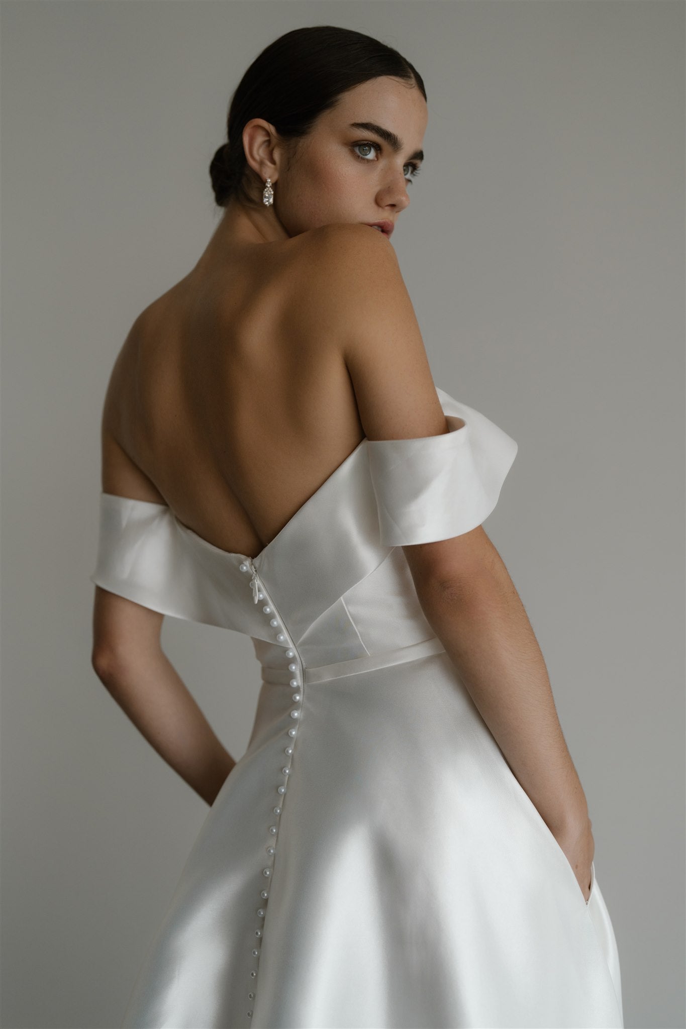 Hera Couture La belle Satin Gown